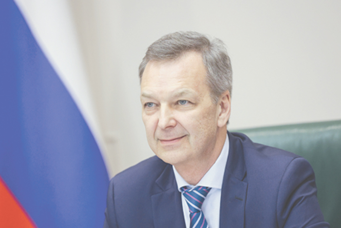 Первому заместителю председателя Совета Федерации РФ Андрею Яцкину – 55 лет